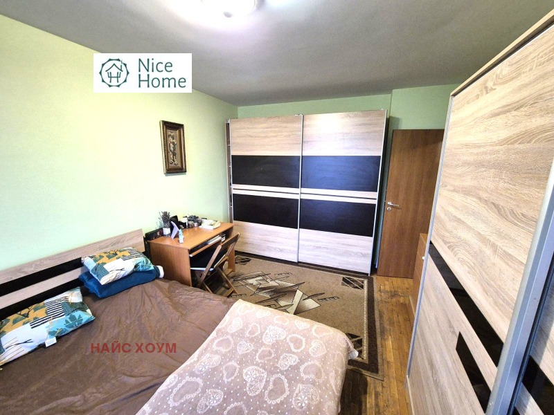 De vânzare  2 dormitoare Sofia , Dianabad , 145 mp | 18875710 - imagine [2]