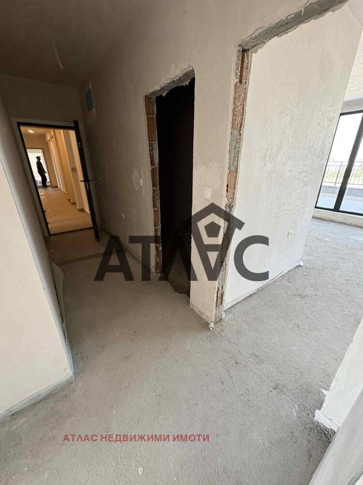 En venta  2 dormitorios Plovdiv , Trakiya , 147 metros cuadrados | 79667425 - imagen [7]