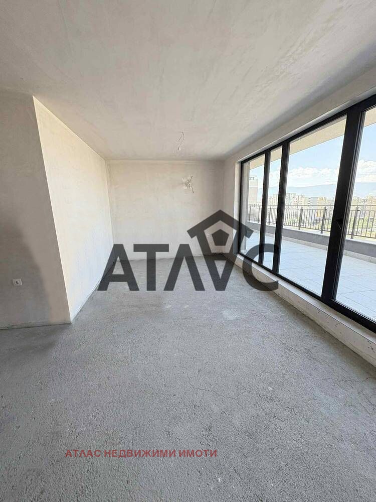En venta  2 dormitorios Plovdiv , Trakiya , 147 metros cuadrados | 79667425 - imagen [2]