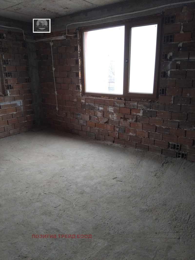 Продава 3-СТАЕН, гр. Дупница, област Кюстендил, снимка 2 - Апартаменти - 53222829