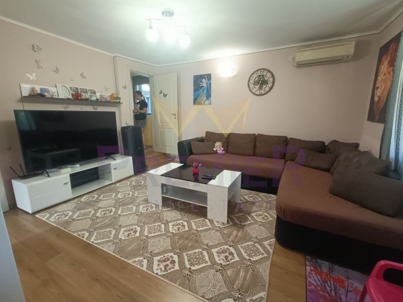 Til salg  Hus Burgas , Rudnik , 220 kvm | 53518574 - billede [2]