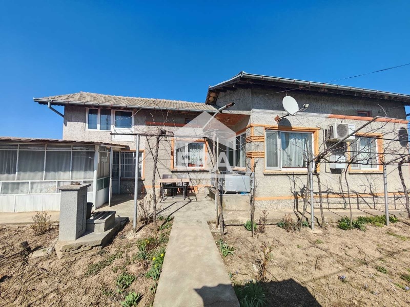 Продава КЪЩА, гр. Дулово, област Силистра, снимка 12 - Къщи - 55676526