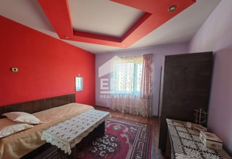 Продава КЪЩА, гр. Дулово, област Силистра, снимка 6 - Къщи - 55676526