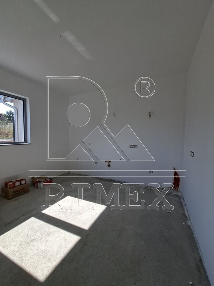 Продава КЪЩА, с. Белащица, област Пловдив, снимка 5 - Къщи - 56095863