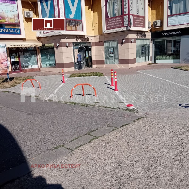 Eladó  Parkolóhely Sofia , Ljulin - centar , 20 négyzetméter | 15307364