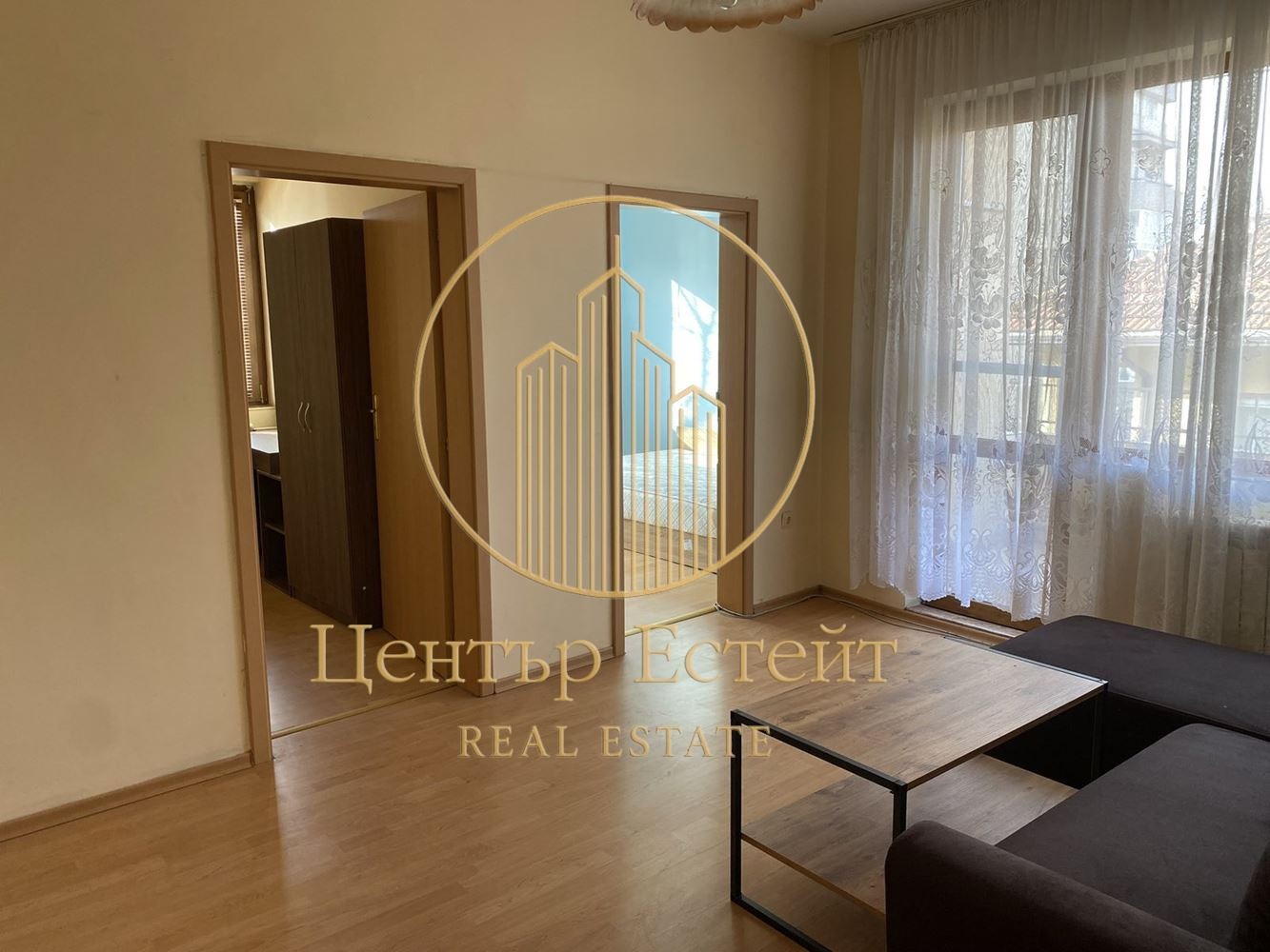 Продава 3-СТАЕН, гр. Плевен, Идеален център, снимка 2 - Апартаменти - 54382629