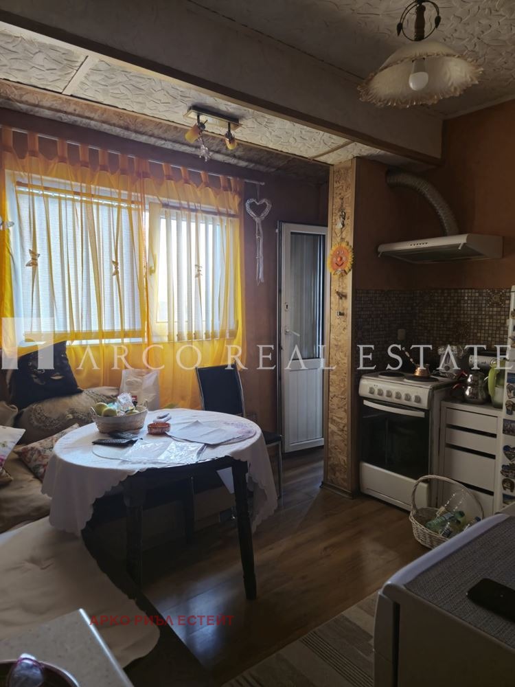 Na sprzedaż  1 sypialnia region Sofia , Ichtiman , 43 mkw | 71168646 - obraz [2]