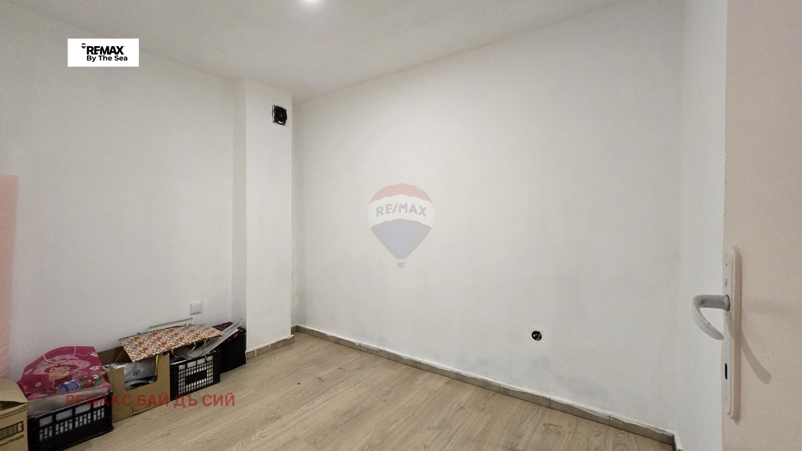 Продава ОФИС, гр. Варна, Център, снимка 11 - Офиси - 54532789