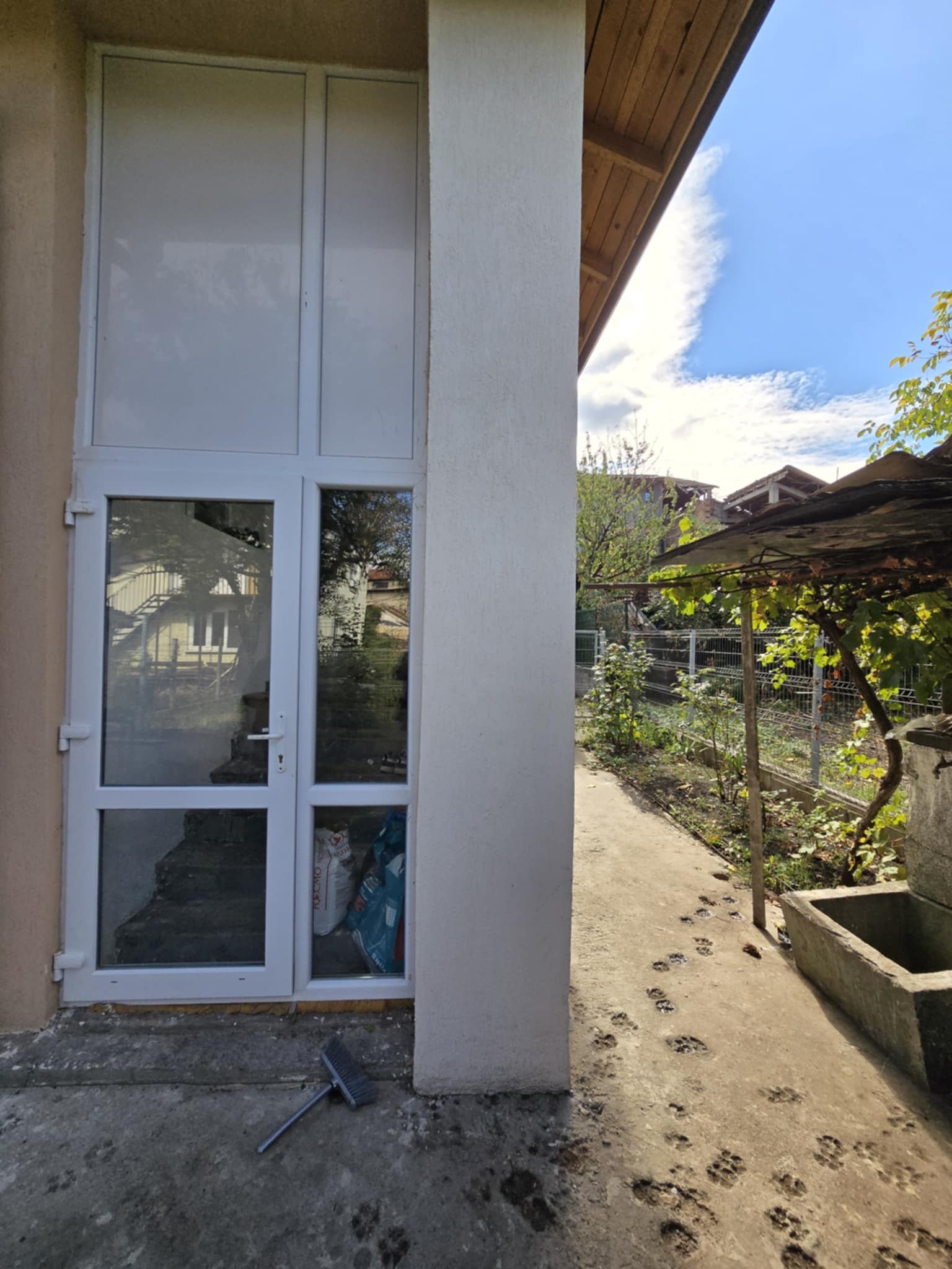 Продава КЪЩА, гр. София, Орландовци, снимка 2 - Къщи - 54732979