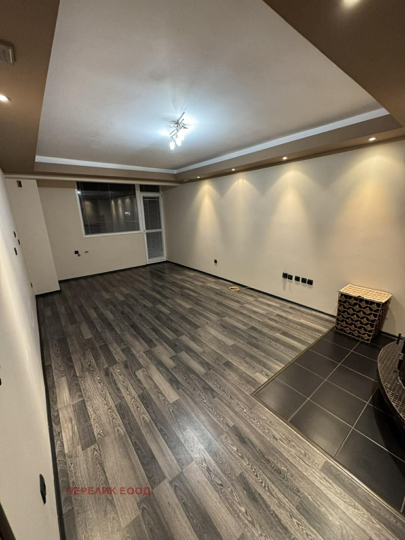 Продава 2-СТАЕН, гр. Казанлък, област Стара Загора