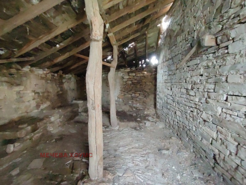 Продава КЪЩА, с. Яздач, област Стара Загора, снимка 2 - Къщи - 52694267