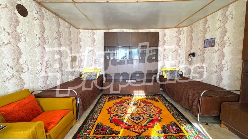 Продава КЪЩА, с. Златна ливада, област Стара Загора, снимка 11 - Къщи - 52746214