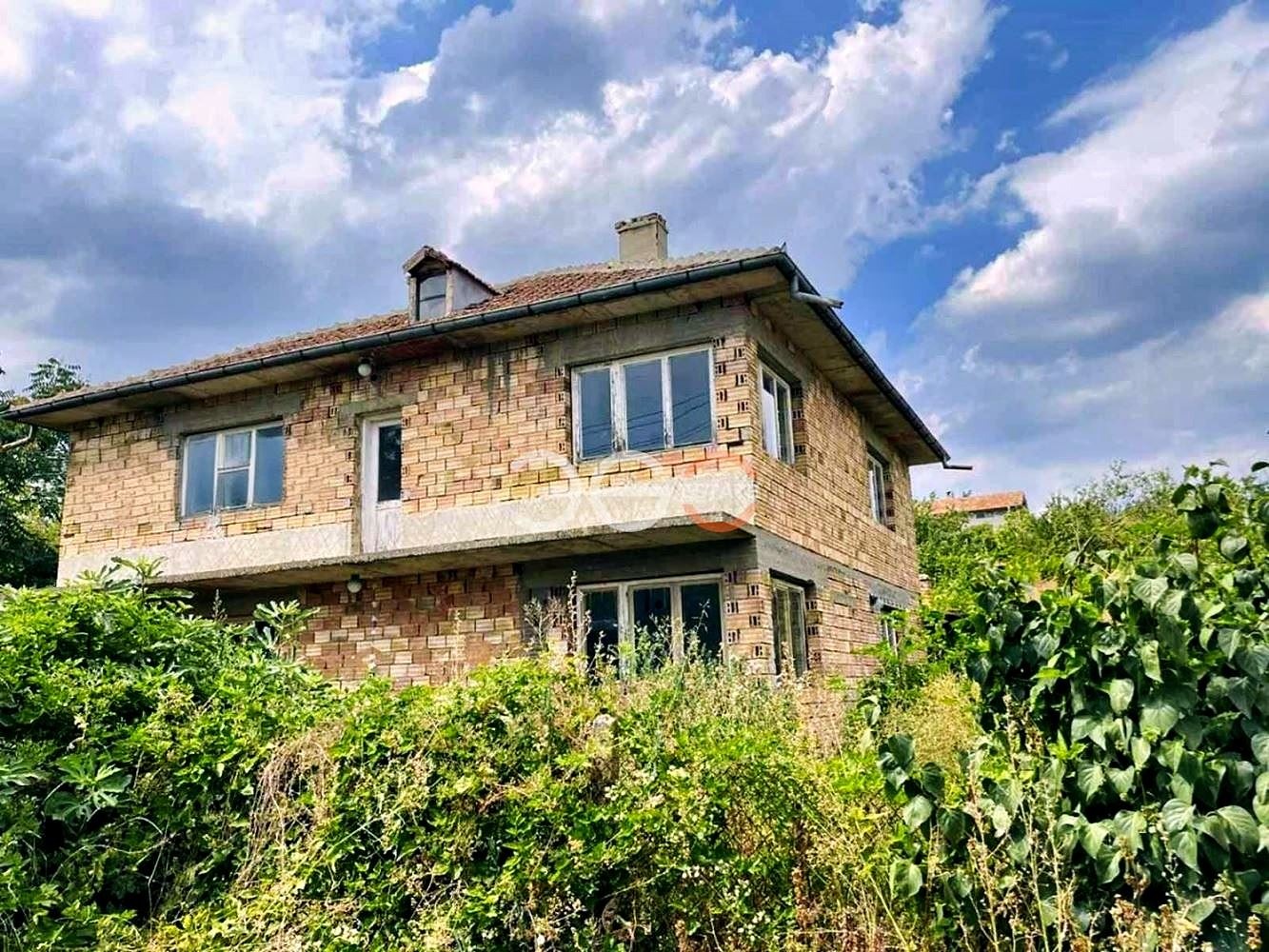 Продава КЪЩА, с. Ягнило, област Варна