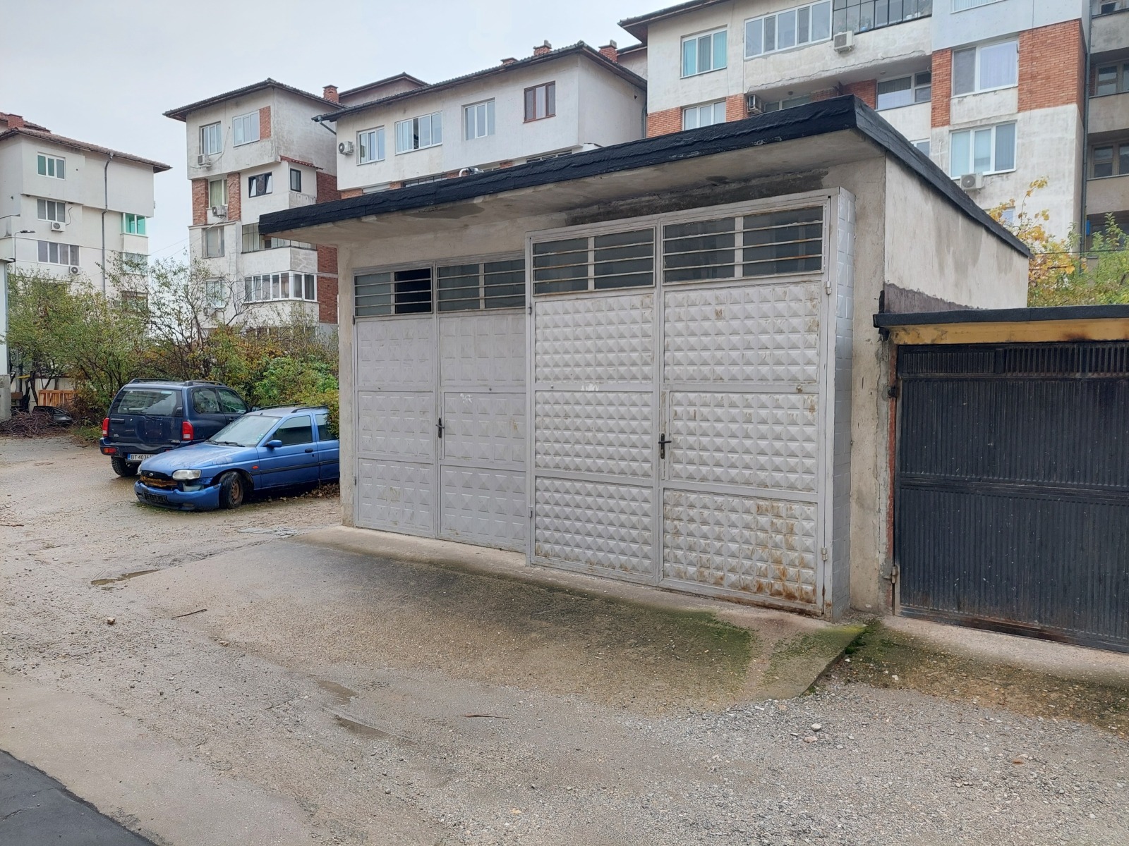Продава ГАРАЖ, ПАРКОМЯСТО, гр. Велико Търново, Картала, снимка 2 - Гаражи и паркоместа - 52603046