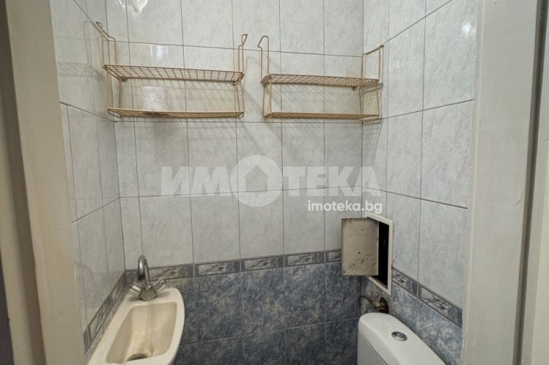 Продава 2-СТАЕН, гр. Пловдив, Кючук Париж, снимка 10 - Апартаменти - 53101040