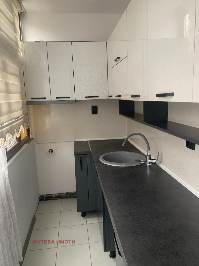 Продава 2-СТАЕН, гр. Карлово, област Пловдив