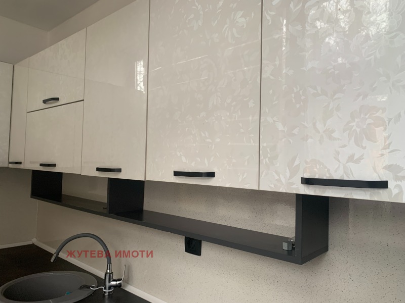 Продава 2-СТАЕН, гр. Карлово, област Пловдив, снимка 12 - Апартаменти - 53147614