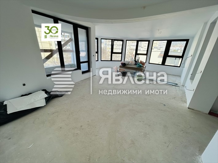 Продава 3-СТАЕН, гр. Варна, Левски 1, снимка 1 - Aпартаменти - 48872992