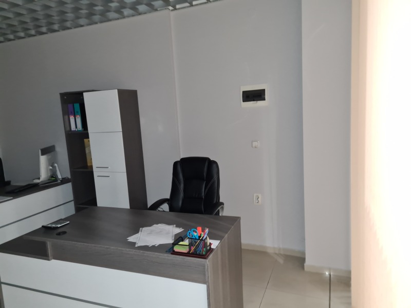 À vendre  Bureau Plovdiv , Tsentar , 58 m² | 39923280