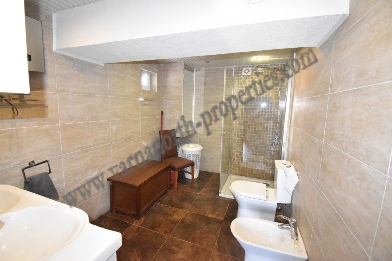 Продава КЪЩА, с. Плачидол, област Добрич, снимка 12 - Къщи - 52913059