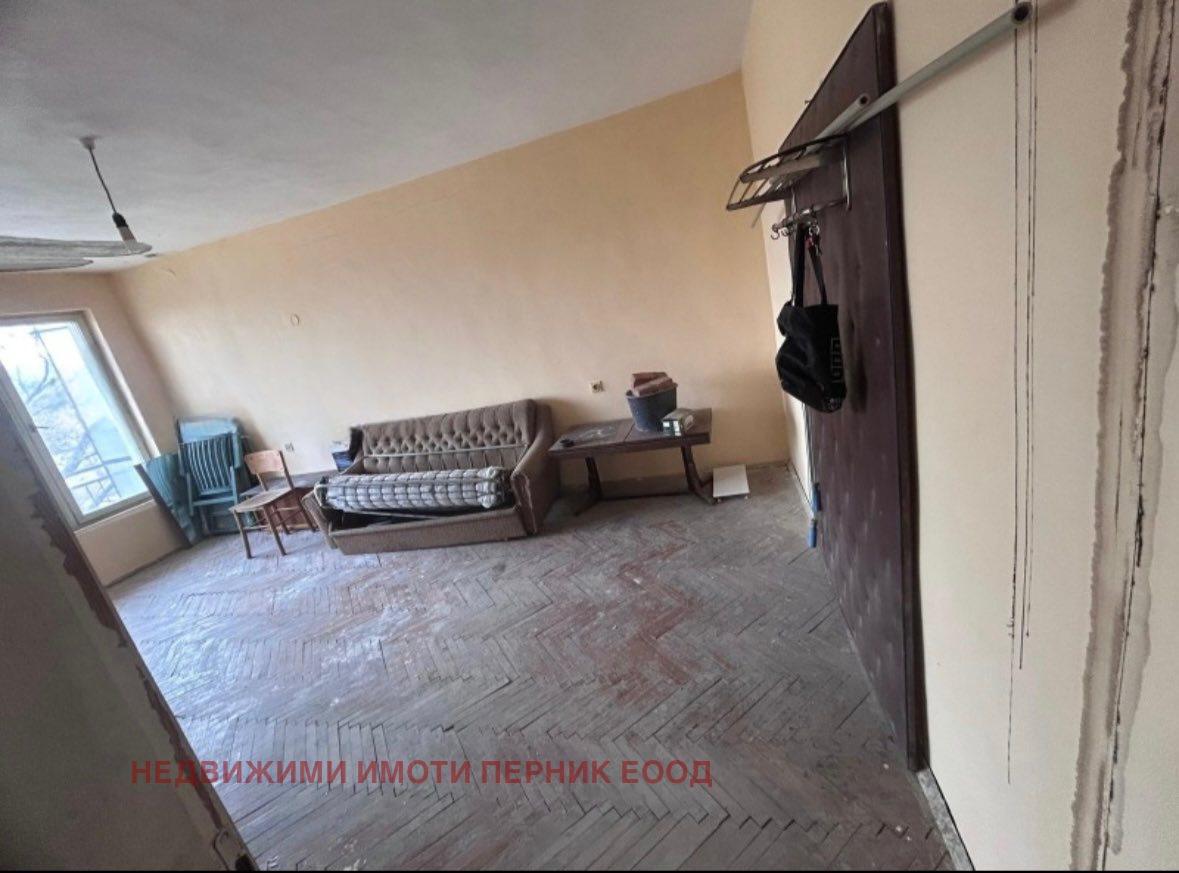 Продава 3-СТАЕН, с. Кленовик, област Перник, снимка 2 - Апартаменти - 54423058