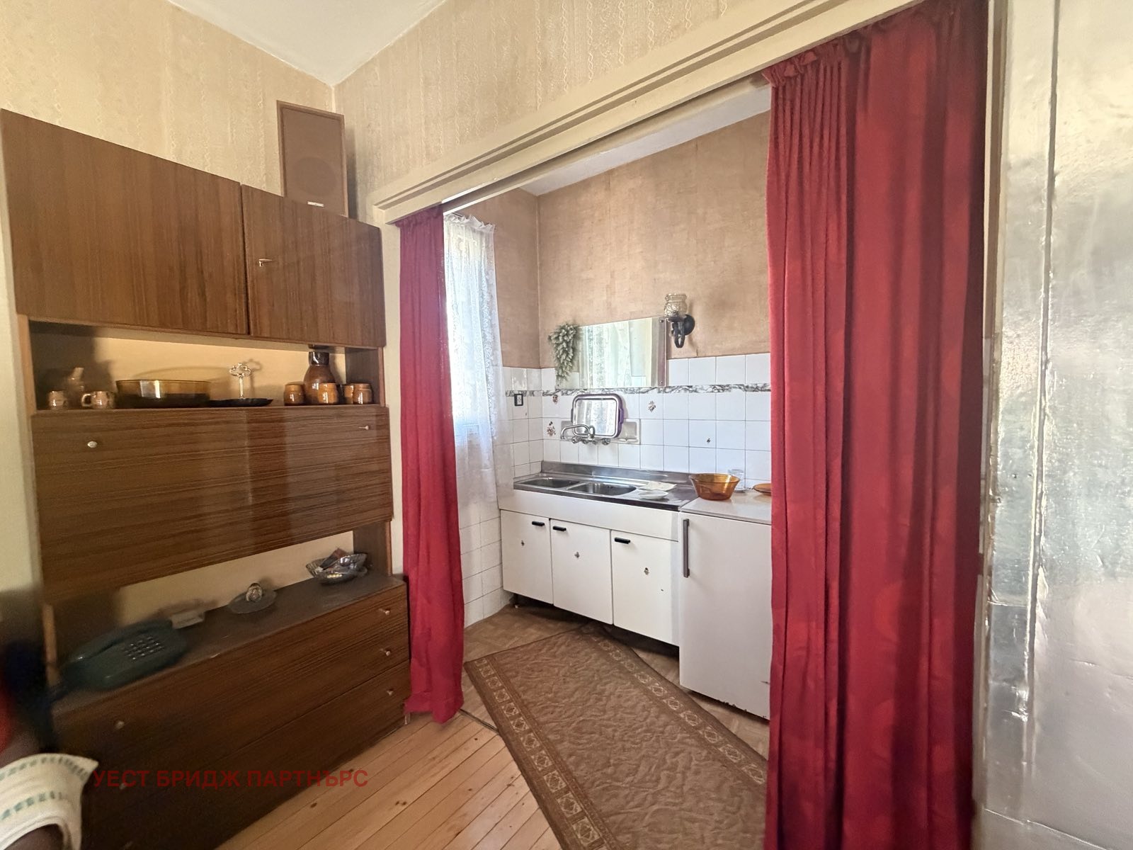 Продава КЪЩА, гр. София, с. Герман, снимка 4 - Къщи - 56709149