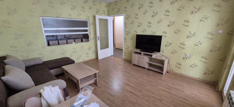 Na prodej  1 ložnice Sofia , Zona B-5 , 60 m2 | 80001136 - obraz [2]