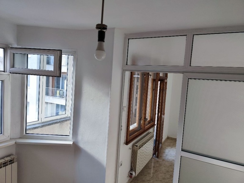 Продава  2-стаен град София , Банишора , 73 кв.м | 29132580 - изображение [13]