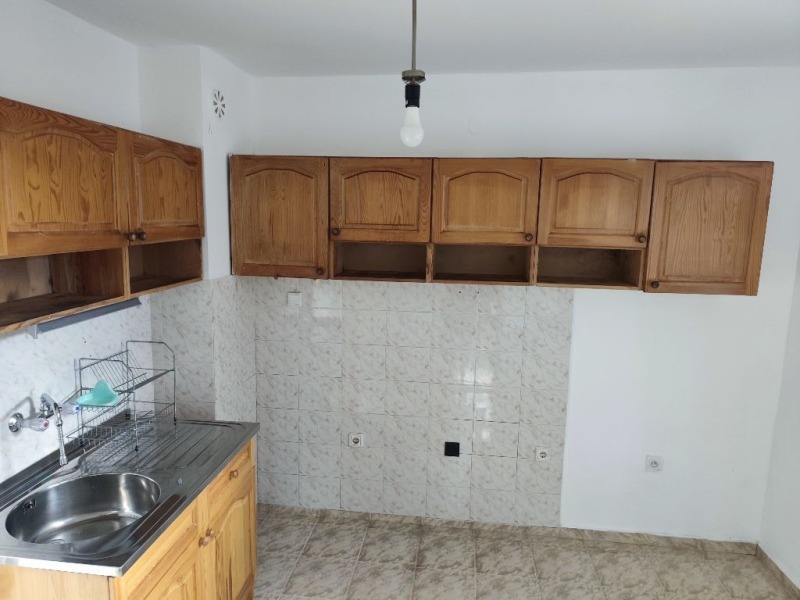 Продава  2-стаен град София , Банишора , 73 кв.м | 29132580 - изображение [4]
