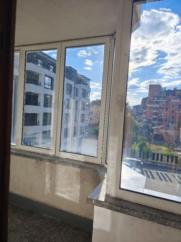 Продава  2-стаен град София , Банишора , 73 кв.м | 29132580 - изображение [12]