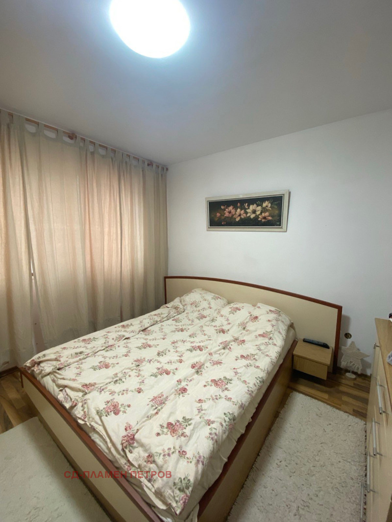 Продава  3-стаен град Шумен , 5-ти полк , 80 кв.м | 78457313 - изображение [4]