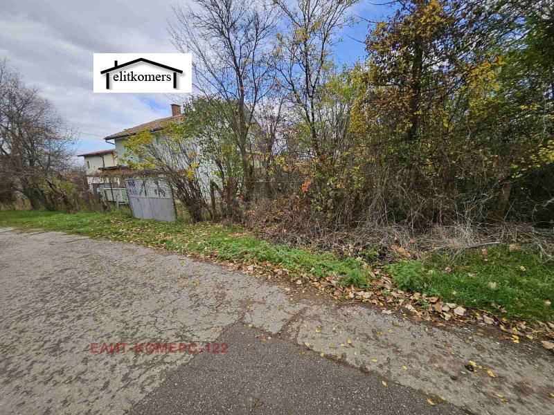 Продава КЪЩА, с. Кленовик, област Перник