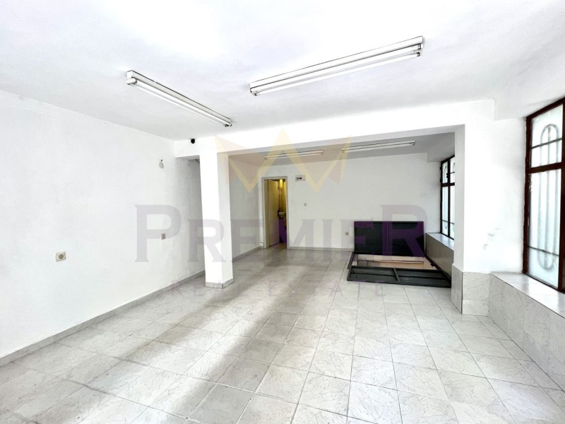 Продава  Магазин град Варна , Зимно кино Тракия , 70 кв.м | 52743822 - изображение [2]