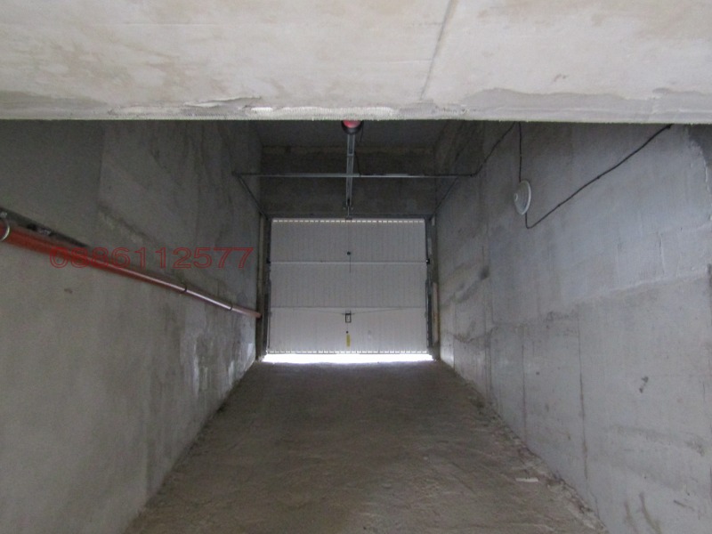 Продава ГАРАЖ, ПАРКОМЯСТО, гр. Варна, Трошево, снимка 2 - Гаражи и паркоместа - 52777105