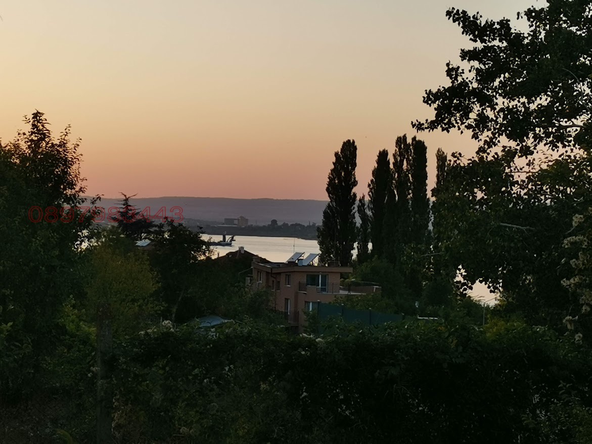 Продава ПАРЦЕЛ, гр. Варна, м-т Орехчето