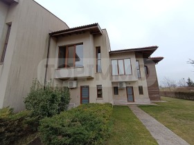 Casa Balchik, regione Dobrič 1