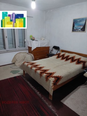 σπίτι Ποποβο, περιοχή Ταργκόβιστε 4