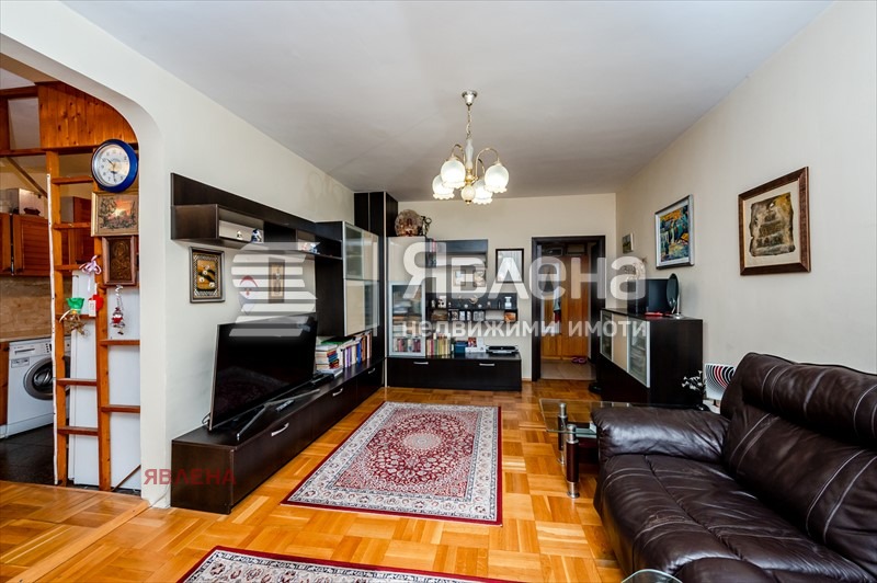 Till salu  2 sovrum Sofia , Mladost 4 , 100 kvm | 47736879 - bild [2]