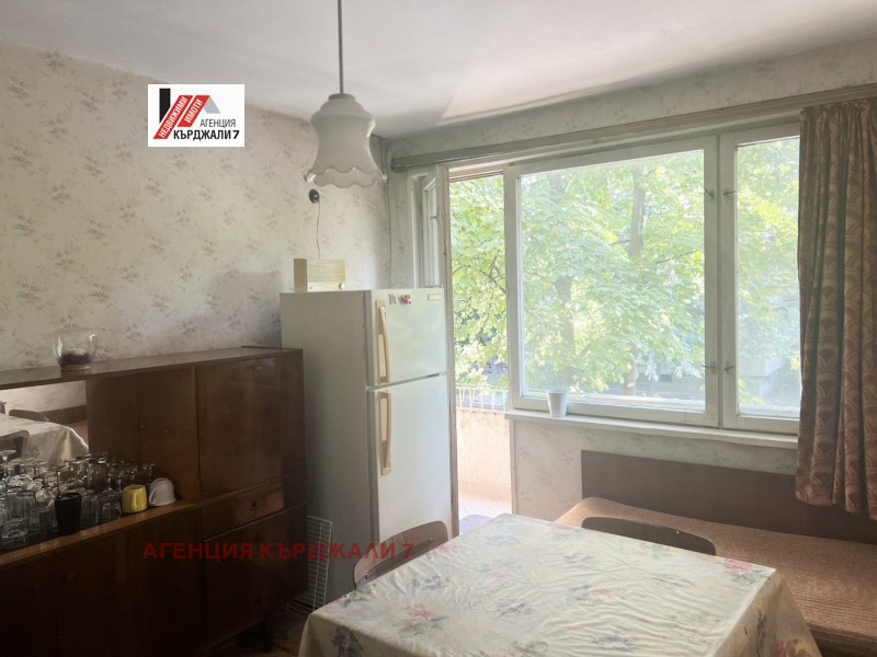 Продается  2 спальни Кърджали , Център , 76 кв.м | 75262001 - изображение [6]
