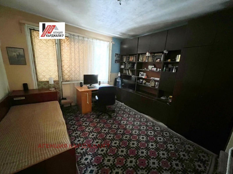 Продается  2 спальни Кърджали , Център , 76 кв.м | 75262001 - изображение [14]