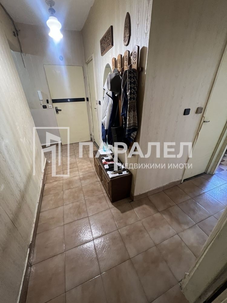 Продава МНОГОСТАЕН, гр. Стара Загора, Зора, снимка 2 - Aпартаменти - 48365328