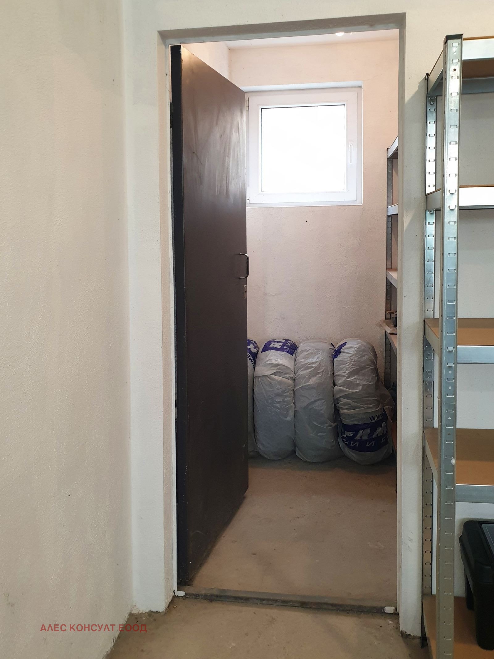 Продава ГАРАЖ, ПАРКОМЯСТО, гр. София, Манастирски ливади, снимка 10 - Гаражи и паркоместа - 55067723