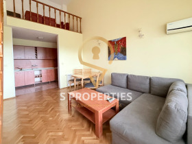 Maisonette m-t Saltanat, Varna