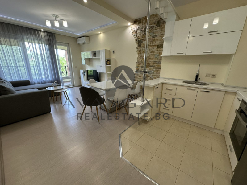 Na prodej  1 ložnice Plovdiv , Christo Smirnenski , 63 m2 | 93066659