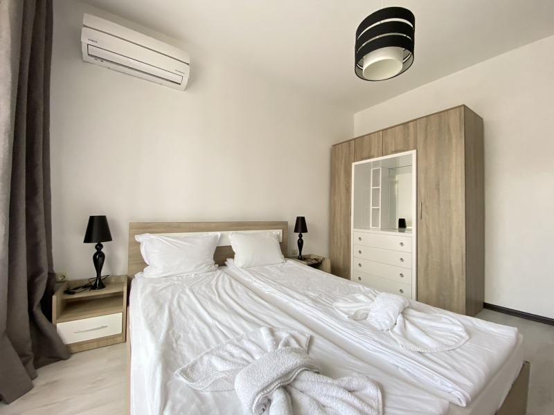 Продава 2-СТАЕН, гр. Приморско, област Бургас, снимка 2 - Апартаменти - 52613134