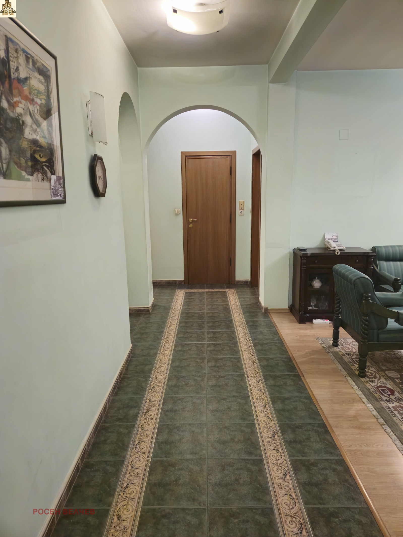 Продава 3-СТАЕН, гр. София, Център, снимка 2 - Апартаменти - 53978812