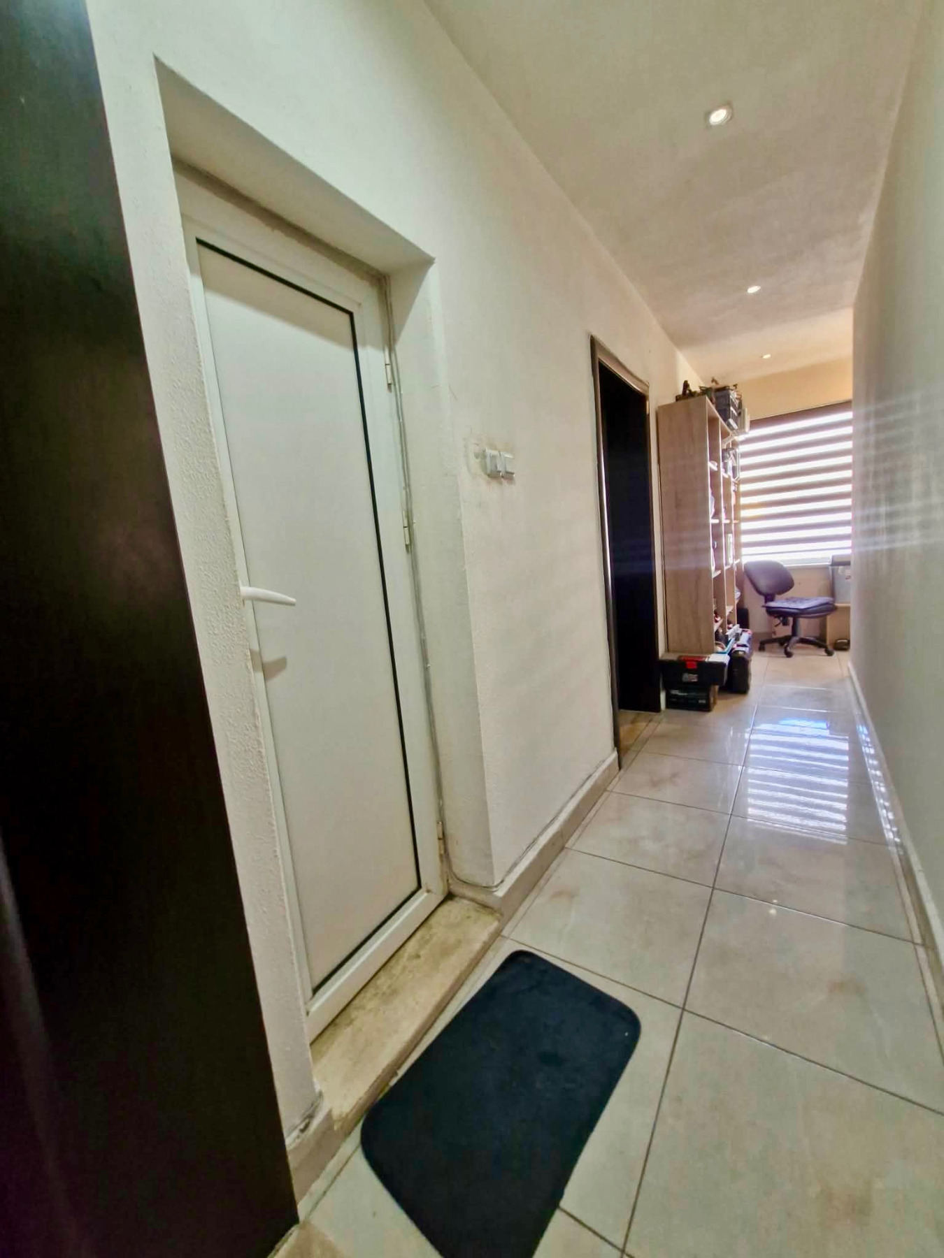 Продава ЕТАЖ ОТ КЪЩА, гр. Аксаково, област Варна, снимка 9 - Етаж от къща - 55980108