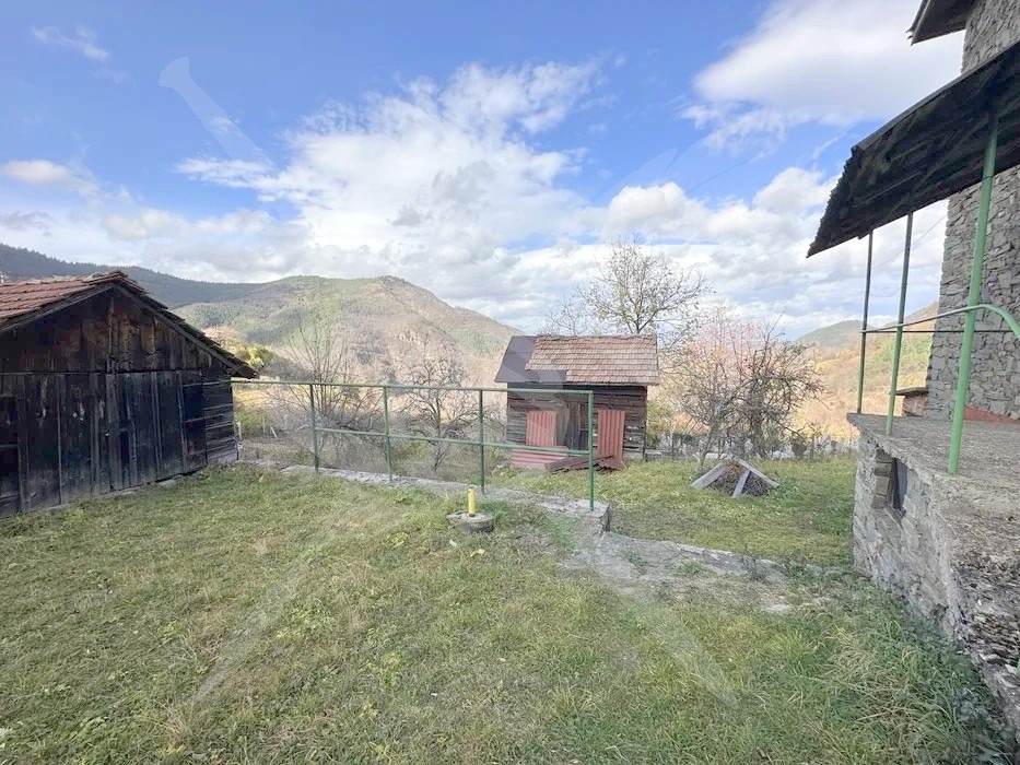 Продава КЪЩА, с. Джурково, област Пловдив, снимка 2 - Къщи - 50134040