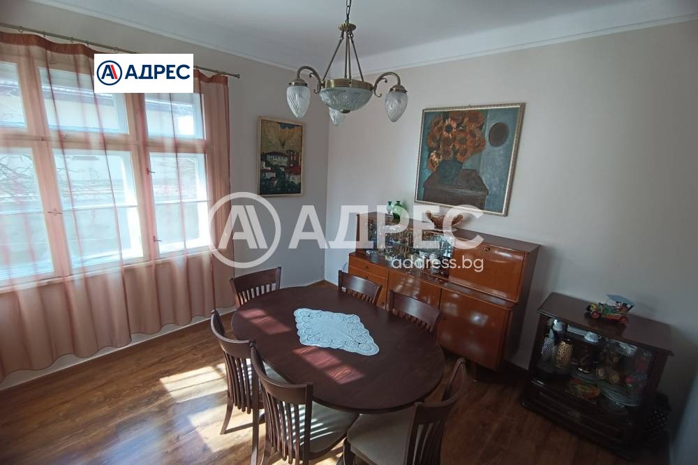 Продава КЪЩА, гр. Разград, Варош, снимка 5 - Къщи - 53897084