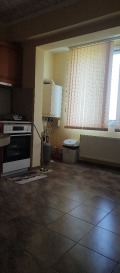 Продава 3-СТАЕН, гр. Добрич, Христо Ботев, снимка 1